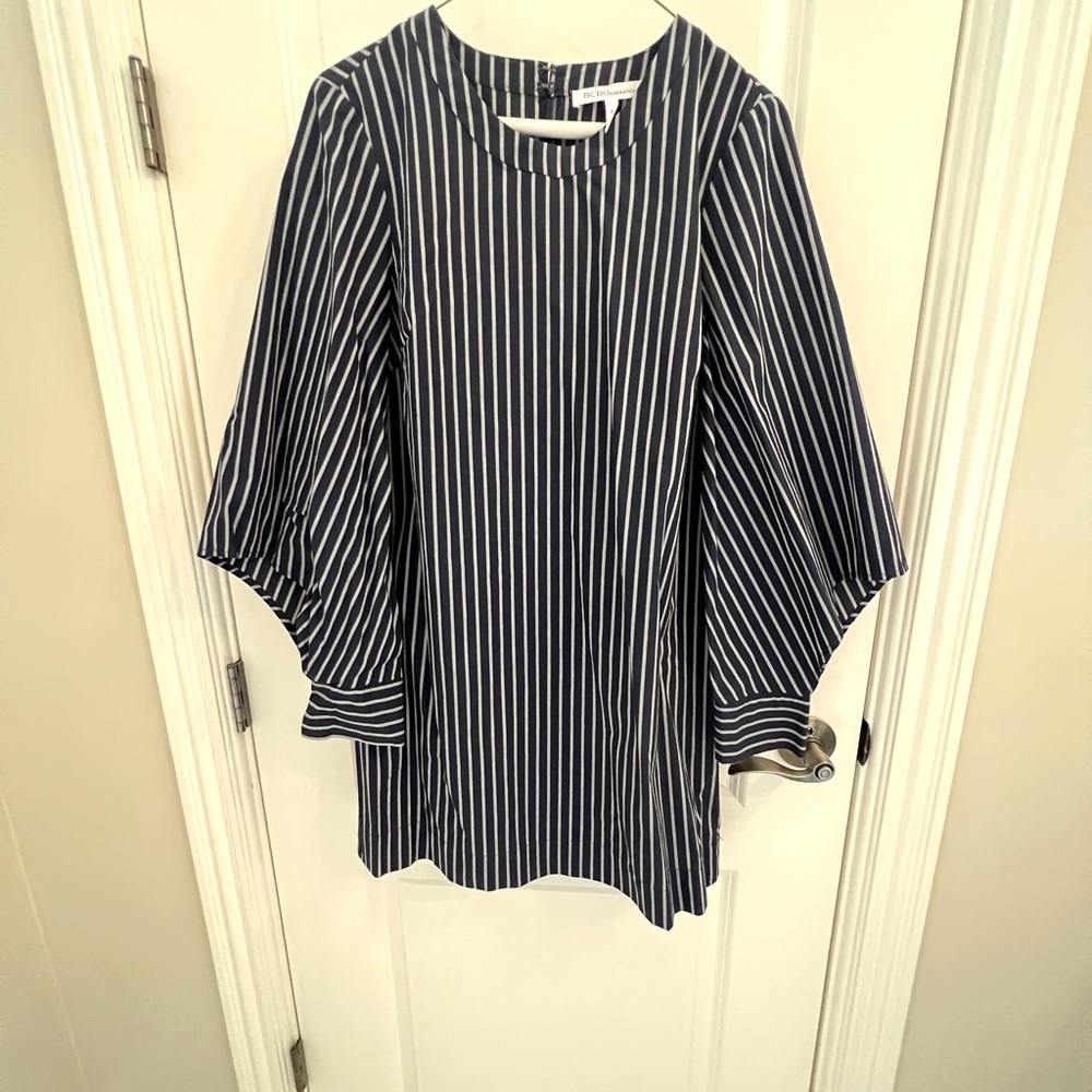 BCBGeneration Dress - Like New! 🤩